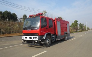 五十鈴水罐消防車（7噸）